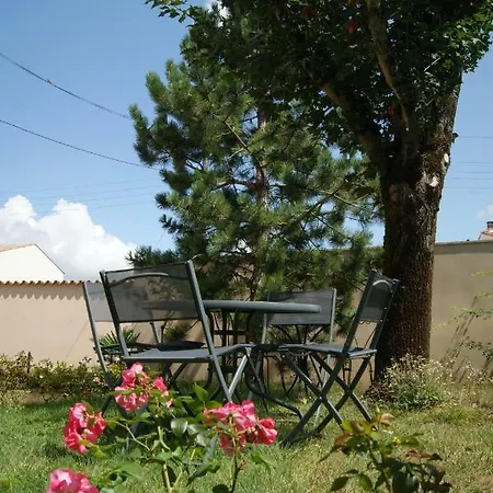Guest house Les Deux Iris 3*
